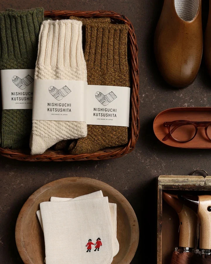 APPAREL + ACCESSORIES