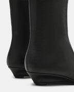 FLAIRE BLACK LEATHER