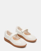 MOVEMENT WHITE