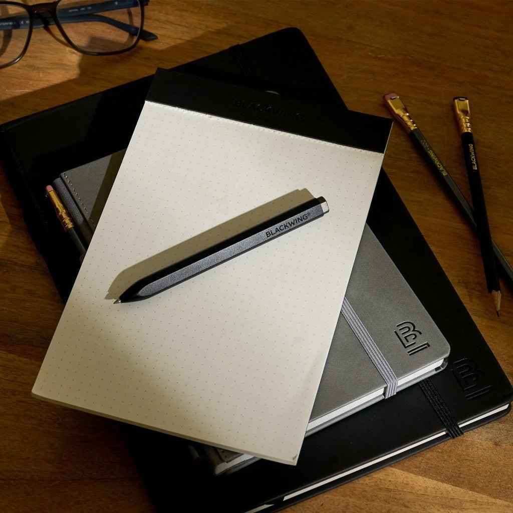Blackwing Pen