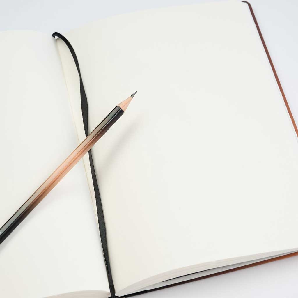Blackwing x Fender Notebook - Famous | Online Store