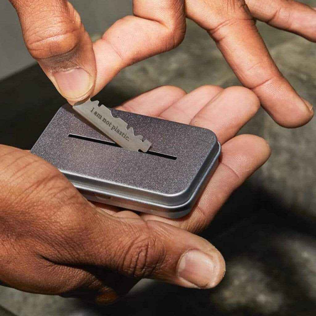Blade Recycling Tin
