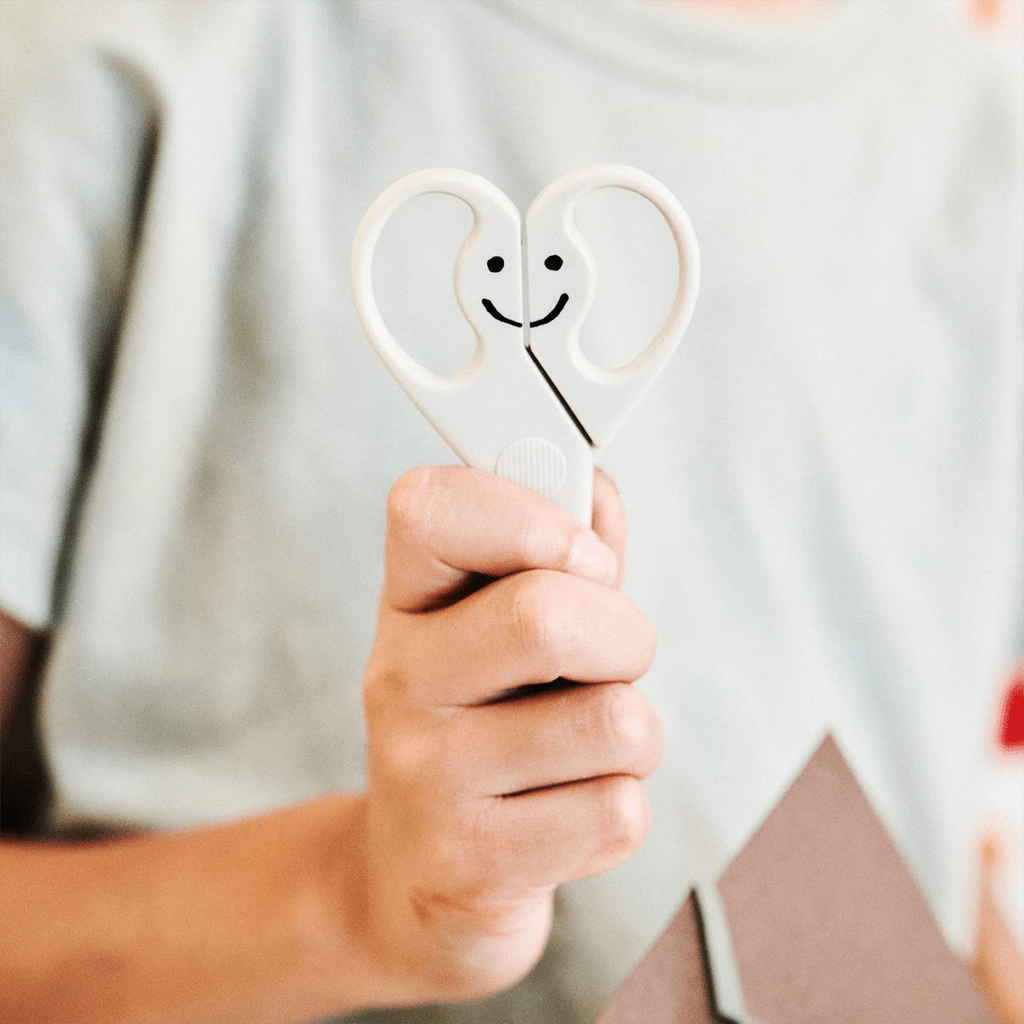 Breata's Gentle Scissors - Famous | Online Store