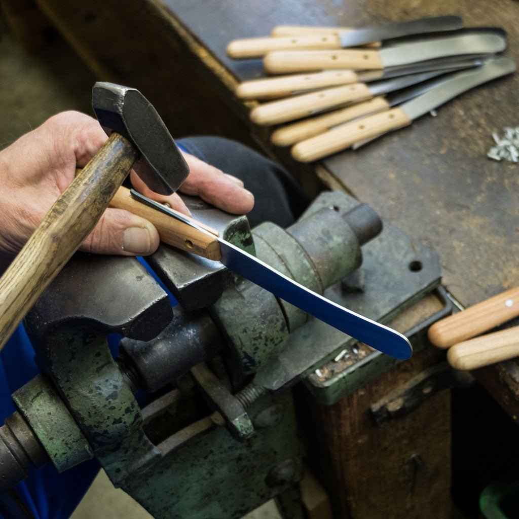 Bird's Beak Carbon Paring Knife