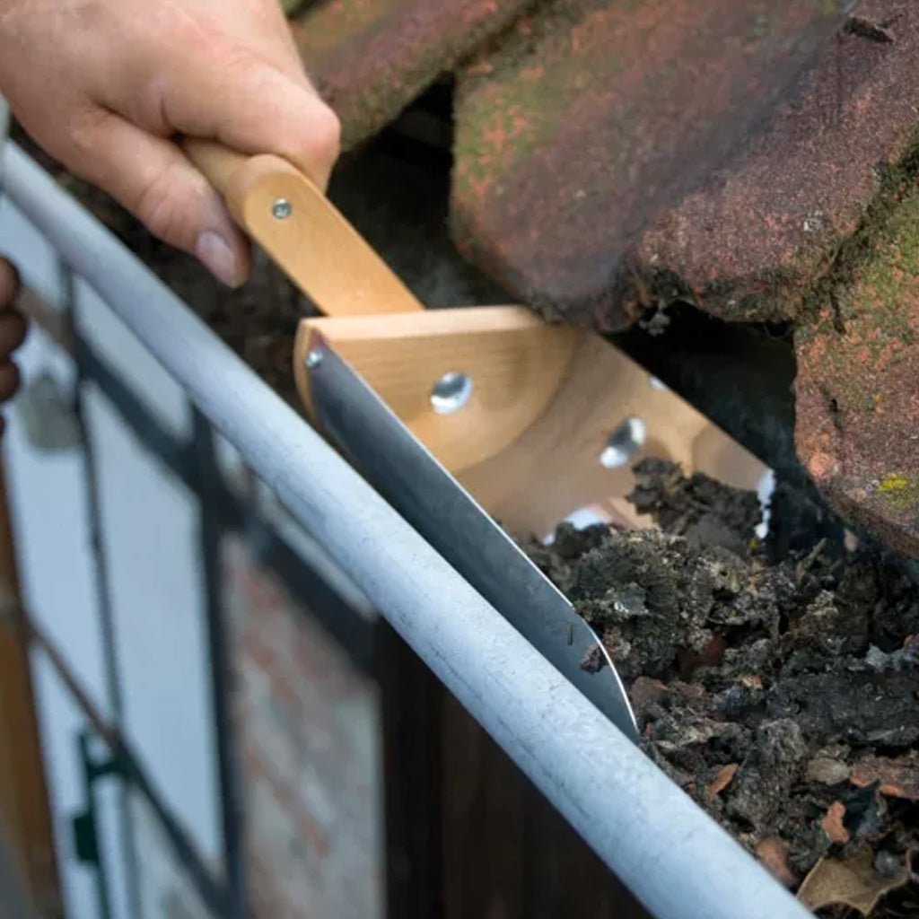 Gutter Shovel - Famous | Online Store