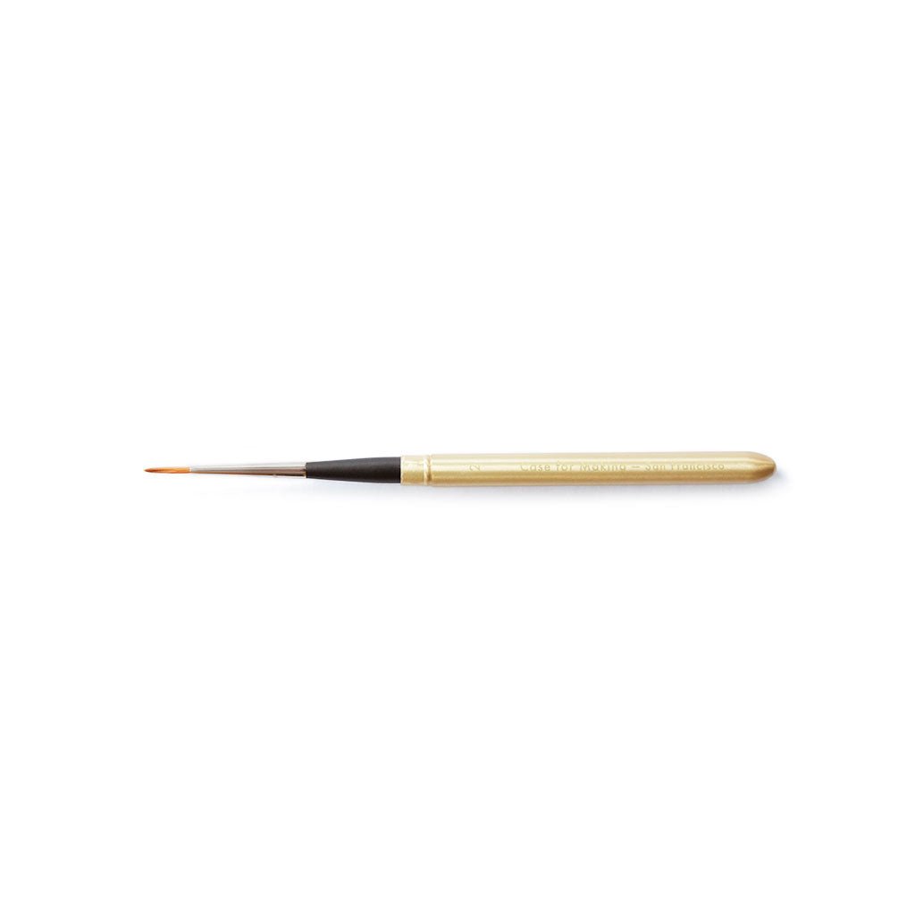 CfM Matte Gold Travel Brush - Famous | Online Store