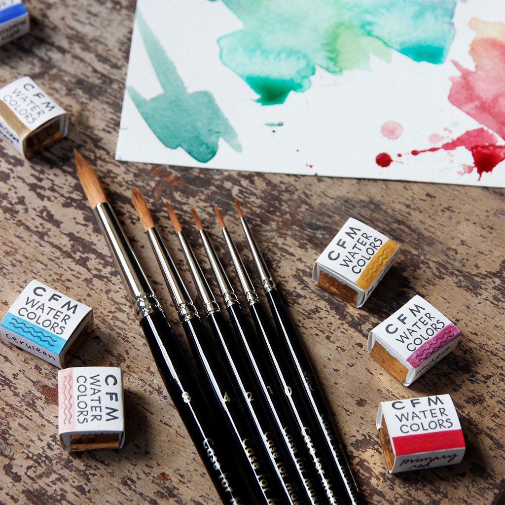 CfM Round Brush - Famous | Online Store