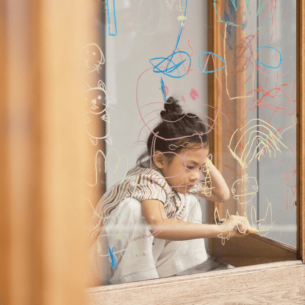 Doona's Magic Crayons - Famous | Online Store