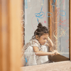 Doona's Magic Crayons - Famous | Online Store