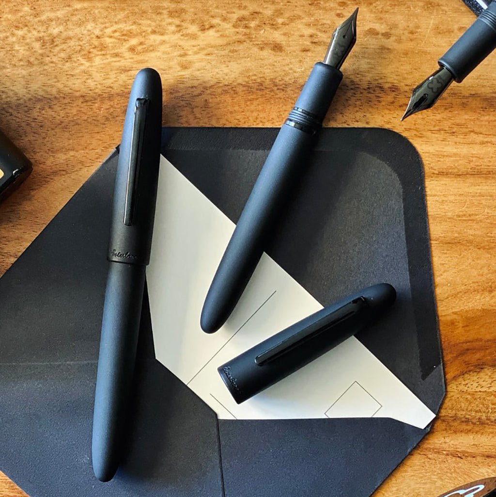 Esterbrook Estie Black Raven Fountain Pen - Famous | Online Store