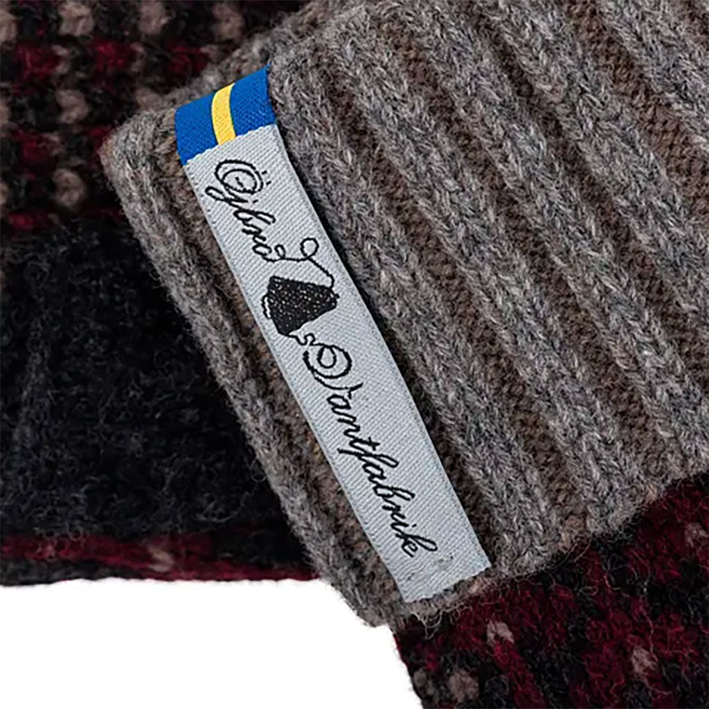 Fastfolk Embla & Erling Wristwarmer - Famous | Online Store