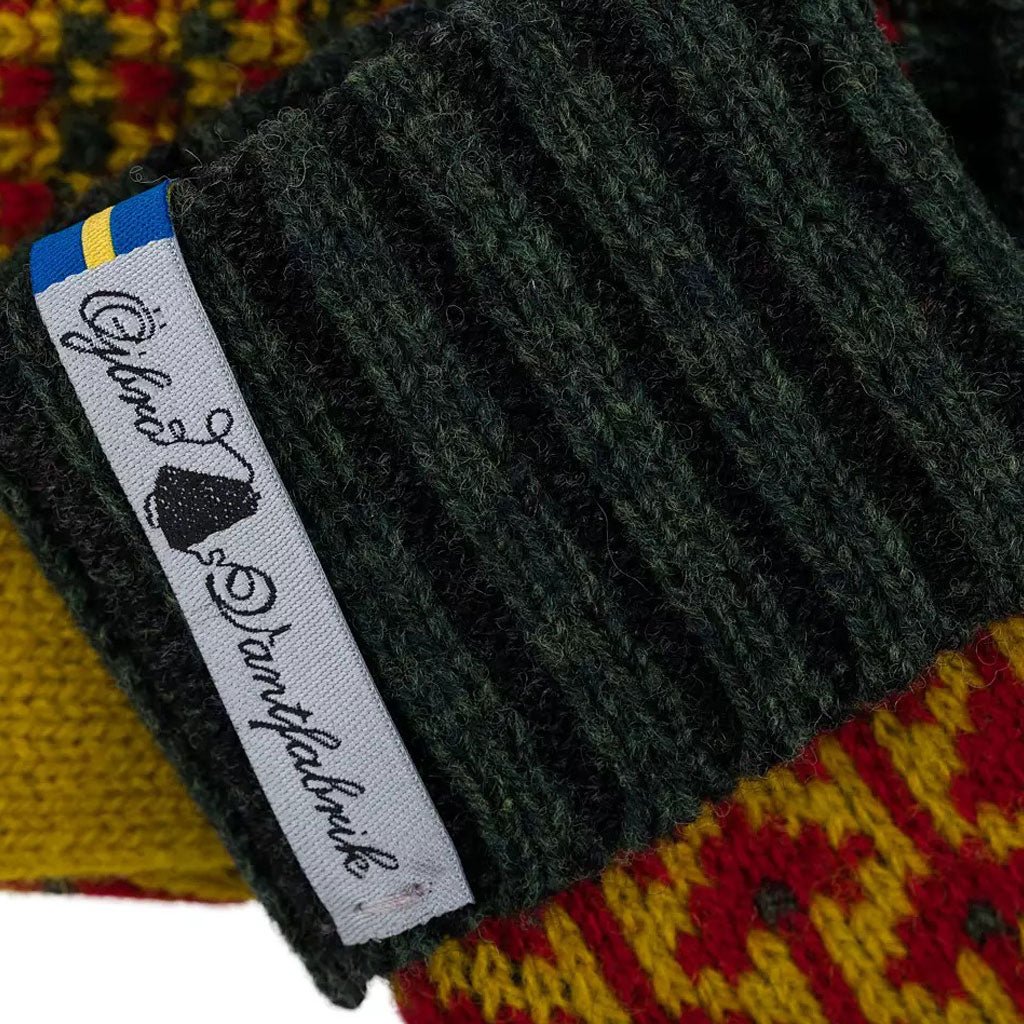 Fastfolk Evelina & Evald Wristwarmer - Famous | Online Store