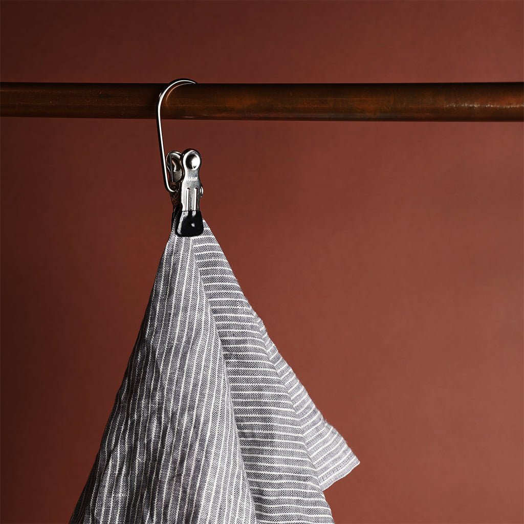 Hanging Clip with Grip, Set of 5 - Famous | Online Store