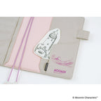 Hobonichi Techo Cover Cousin A5 - Moomin: My Yard (Pink Gray) - Famous | Online Store
