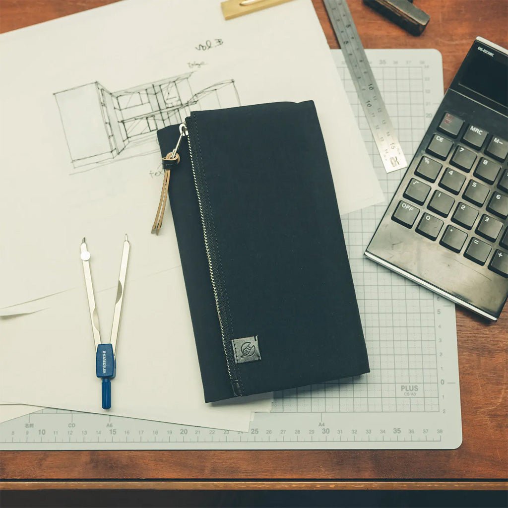 Hobonichi Techo Weeks Cover - Tragen: Black - Famous | Online Store