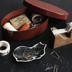 Kata Kata Black Cat Small Dish - Famous | Online Store