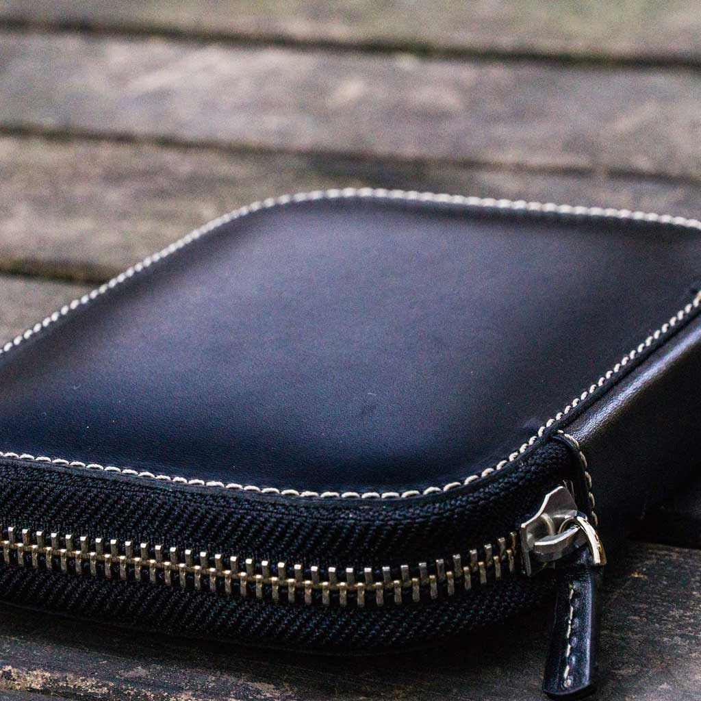 Leather Zippered 10-Slot Pen Case - Famous | Online Store