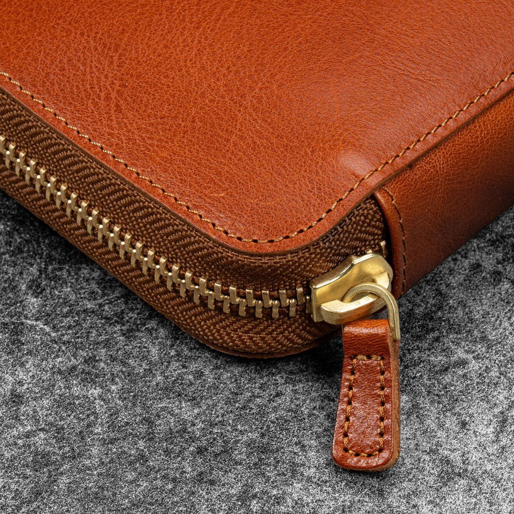 Legacy Leather Zip Pen Case for 12 Pens - Famous | Online Store