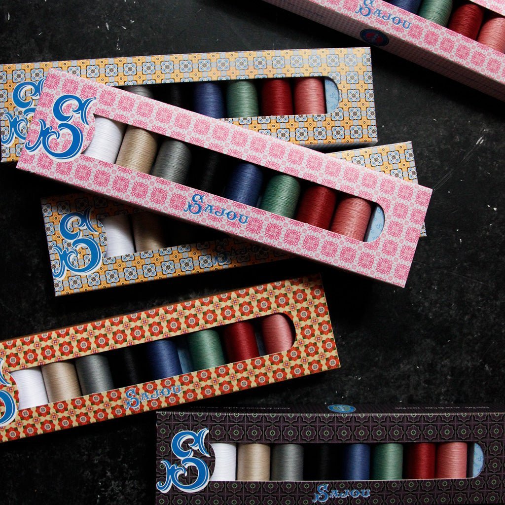 Patchwork Thread Gift Box, 8 spools