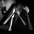 Perptue 16-Piece Flatware Collection