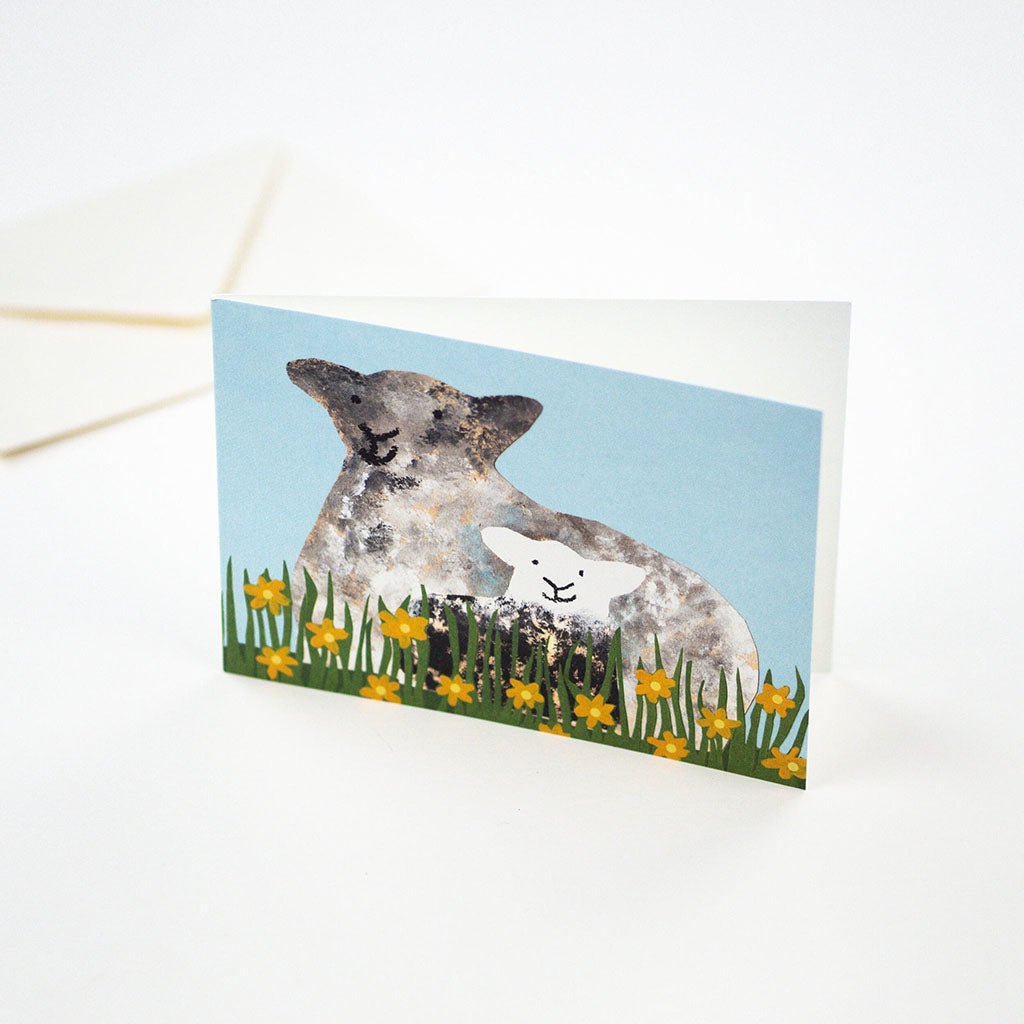 Tarjeta de cordero de primavera