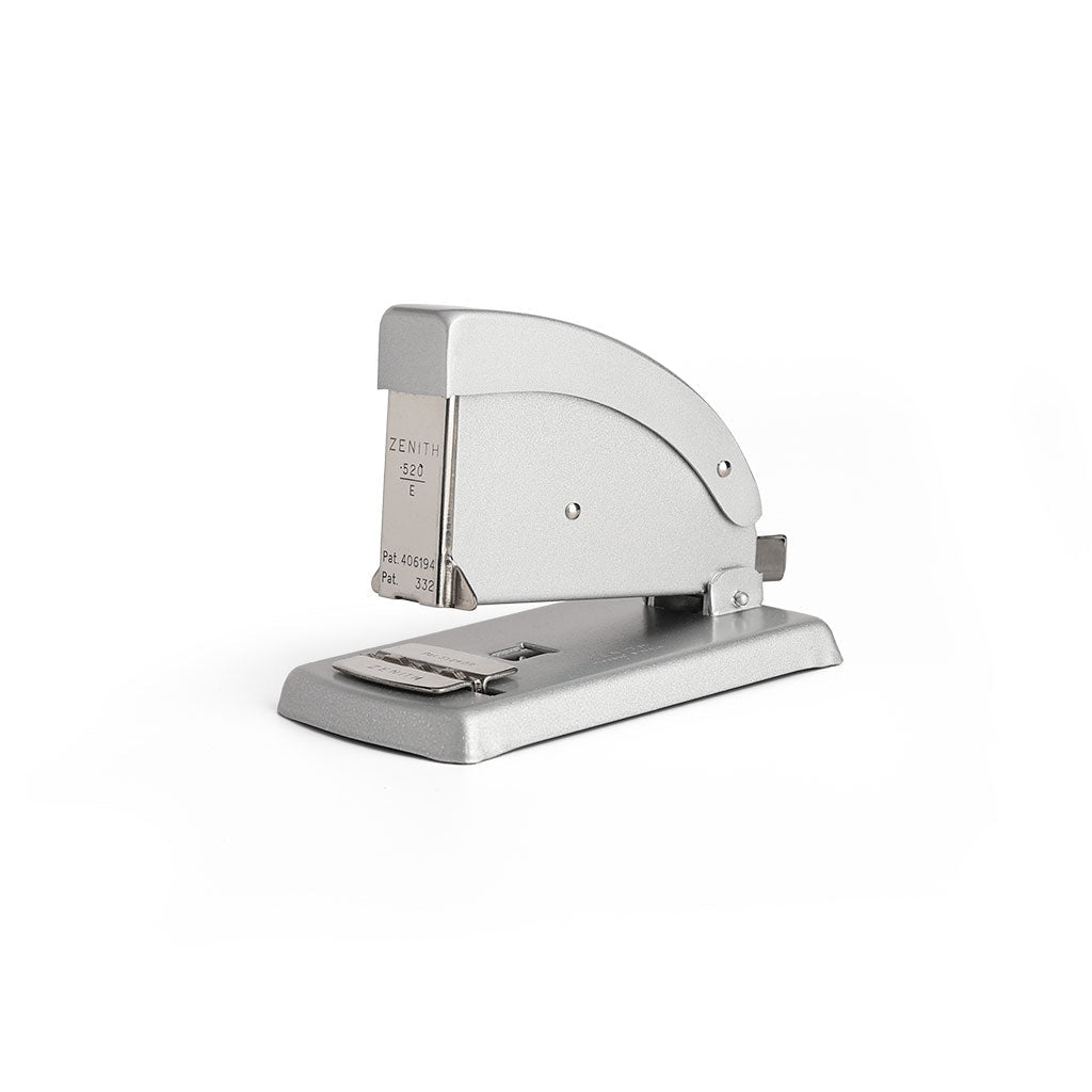 Zenith 520/E Desktop Stapler